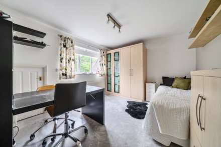 Blue Spruce Close, Bromham, Image 15