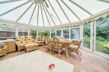 Blue Spruce Close, Bromham, Image 9