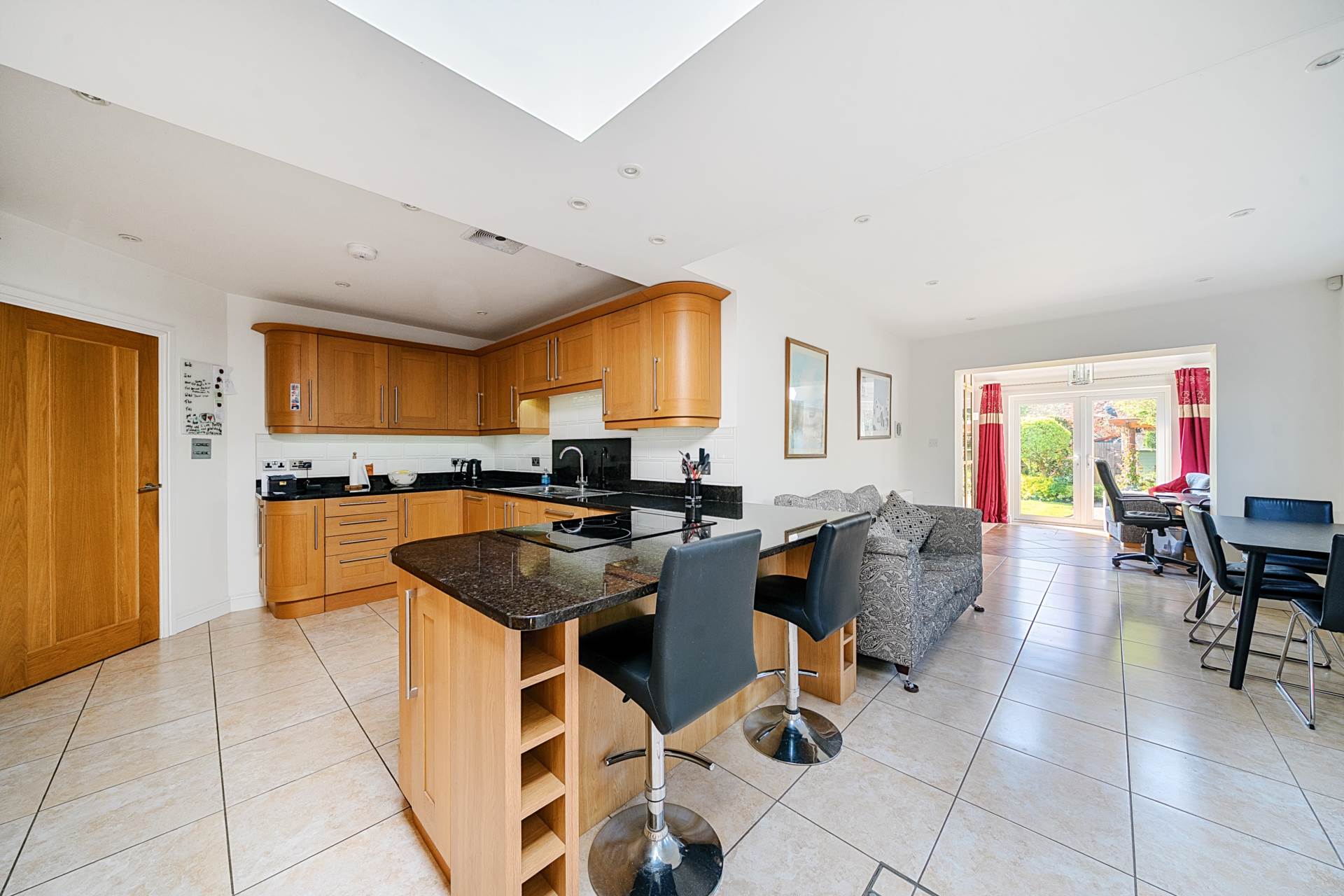Avon Drive, Bedford, Image 5
