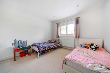 Avon Drive, Bedford, Image 14