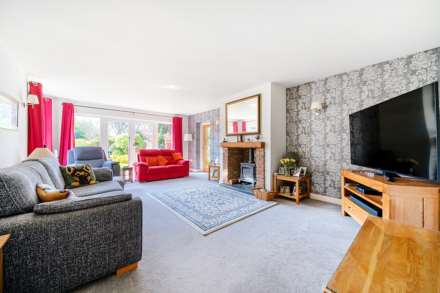 Avon Drive, Bedford, Image 2