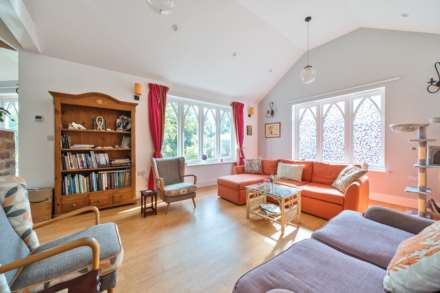 Aylesbury Road, Bedford, Image 2