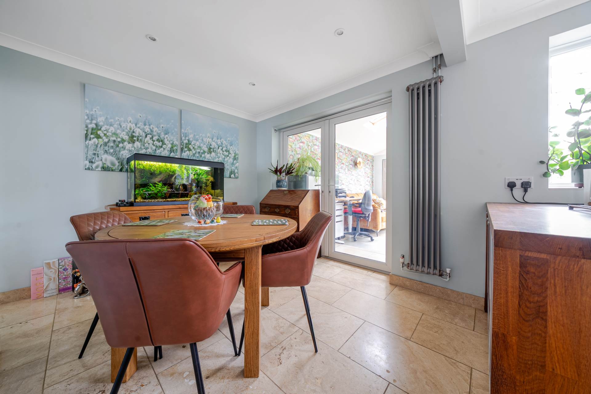 Curlew Crescent, Brickhill, Image 7