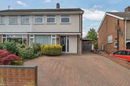Curlew Crescent, Brickhill