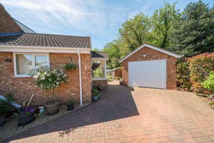 Springfield Drive, Bromham, Image 17