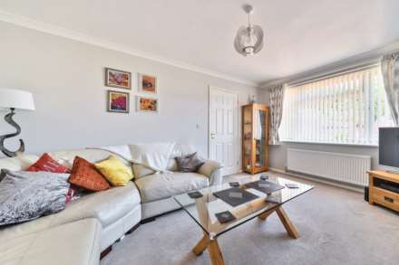 Springfield Drive, Bromham, Image 2