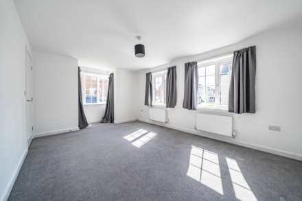 Dragonfly Crescent, Biddenham, Image 2