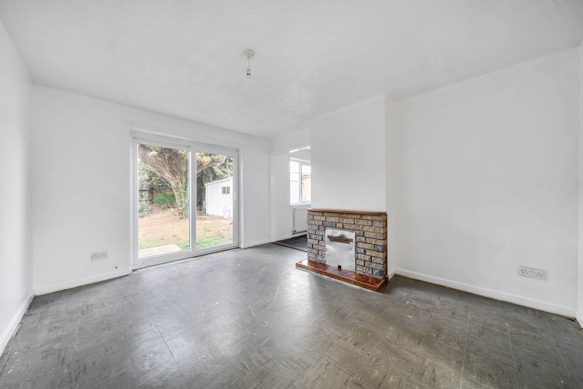 Knights Avenue, Clapham, Image 3