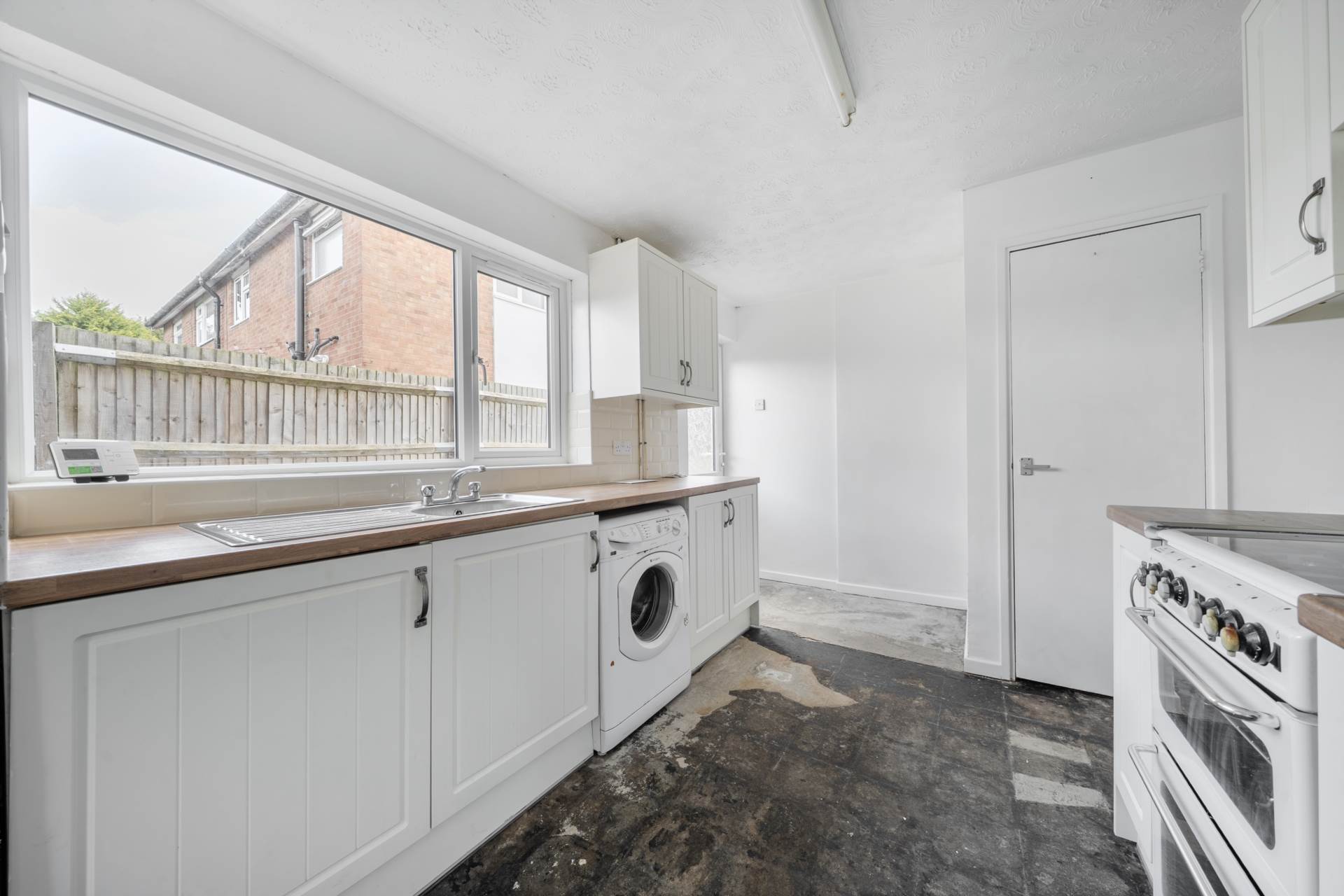 Knights Avenue, Clapham, Image 5