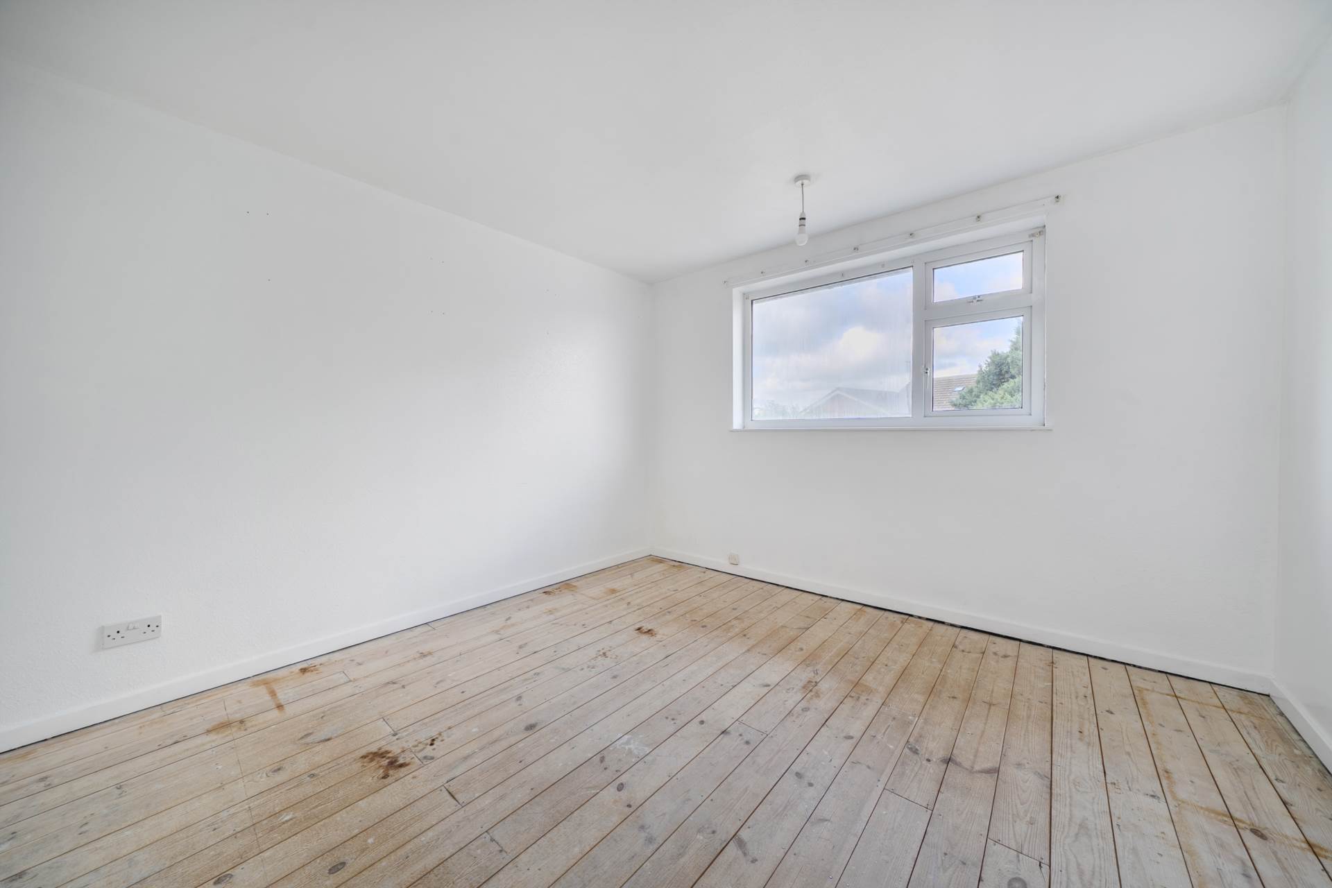 Knights Avenue, Clapham, Image 9