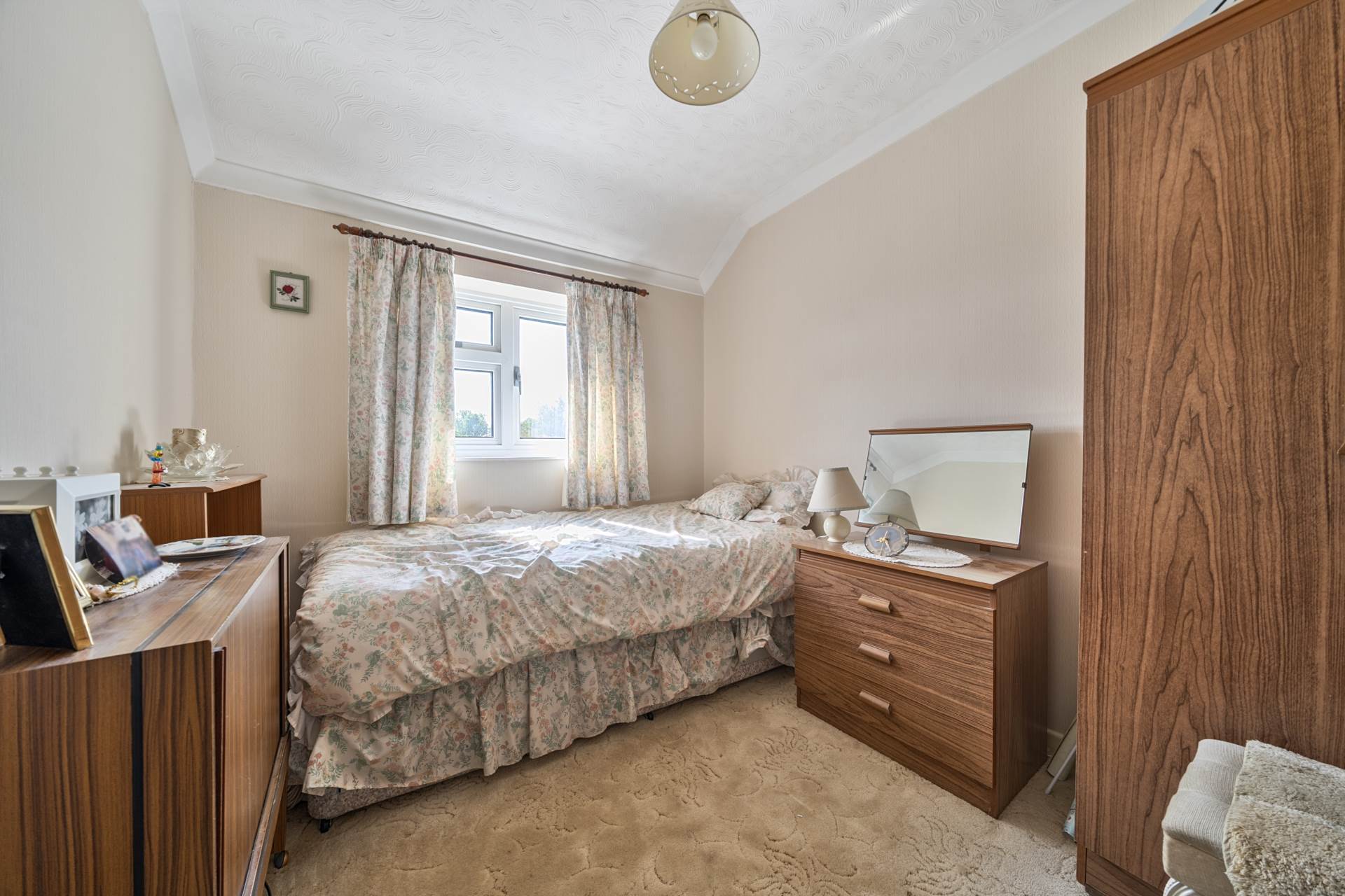 Woodland Drive, Bromham, Image 9