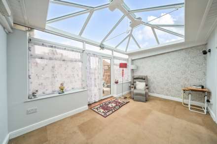 Aylesbury Road, Bedford, Image 5