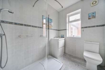 Aylesbury Road, Bedford, Image 8