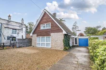 Orchard Lane, Harrold, Image 12