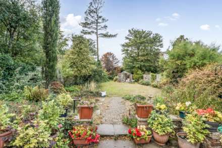 Orchard Lane, Harrold, Image 4
