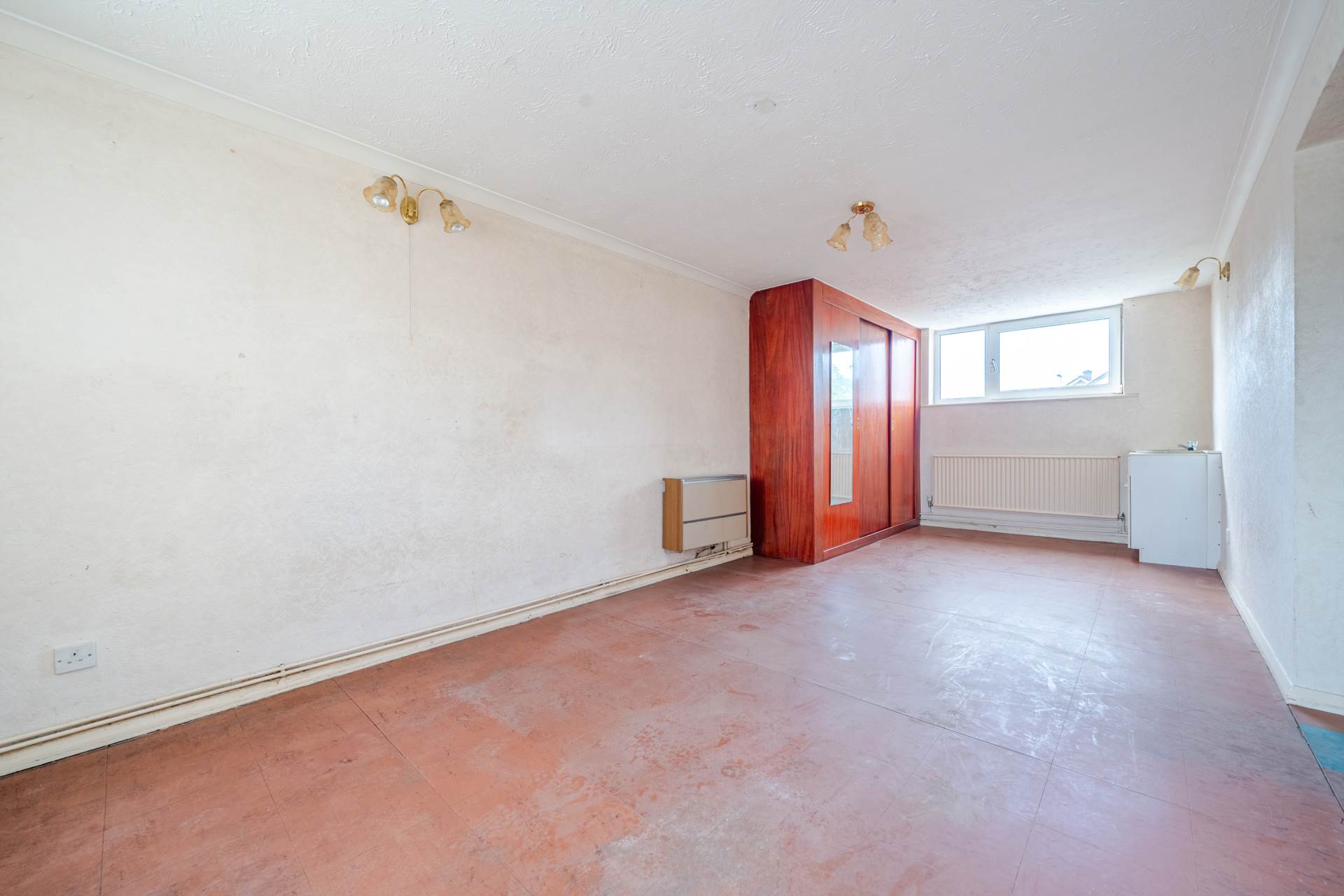Fulmar Road, Brickhill, Image 2