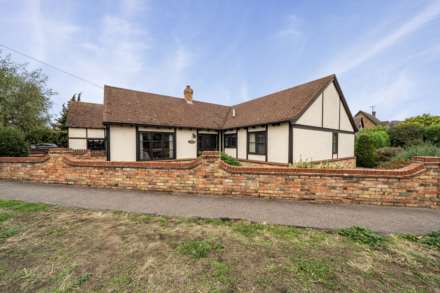 Silver Street, Great Barford