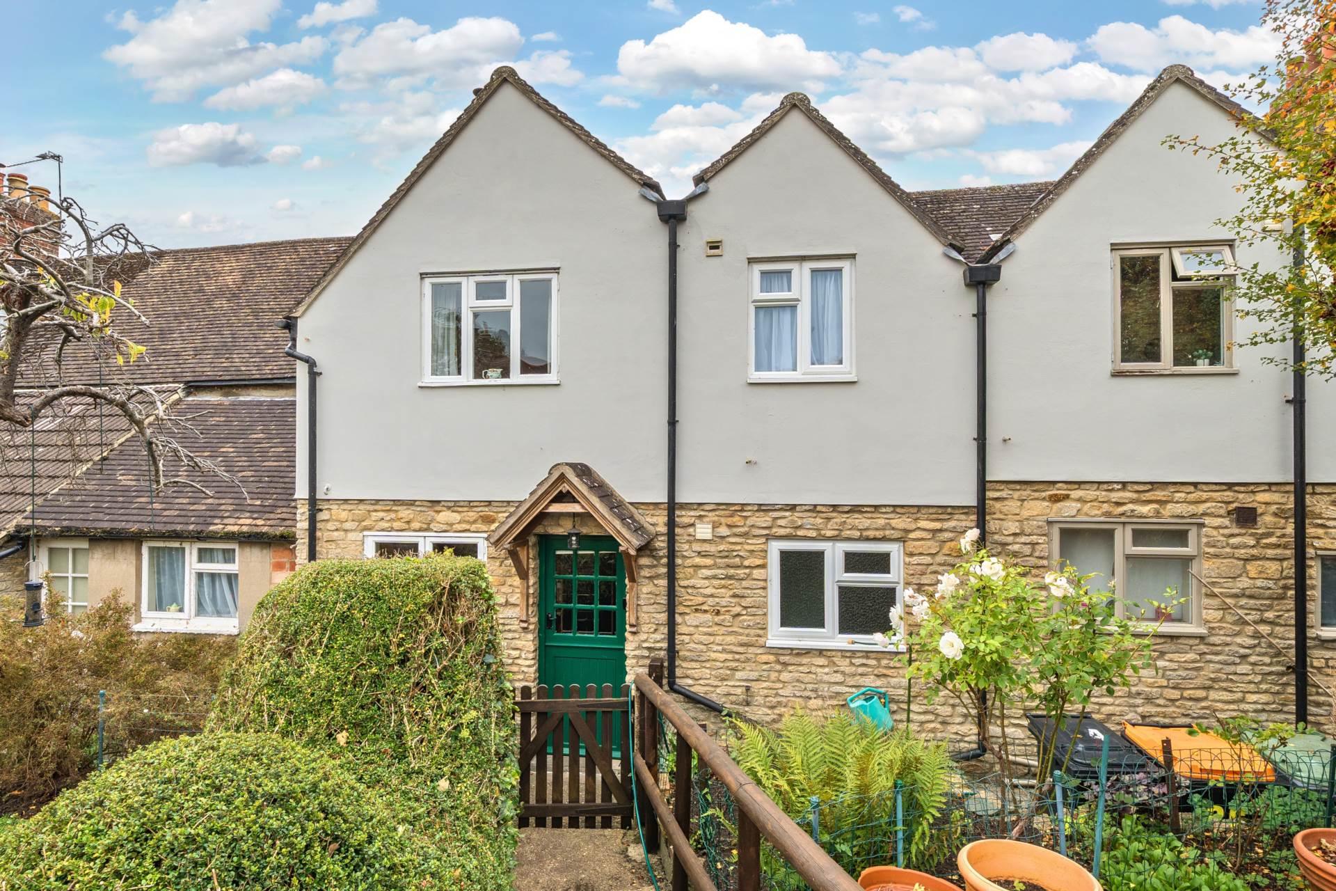 Long Row, Pavenham, Image 12