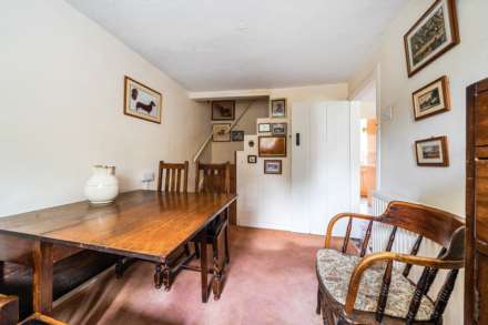 Long Row, Pavenham, Image 4