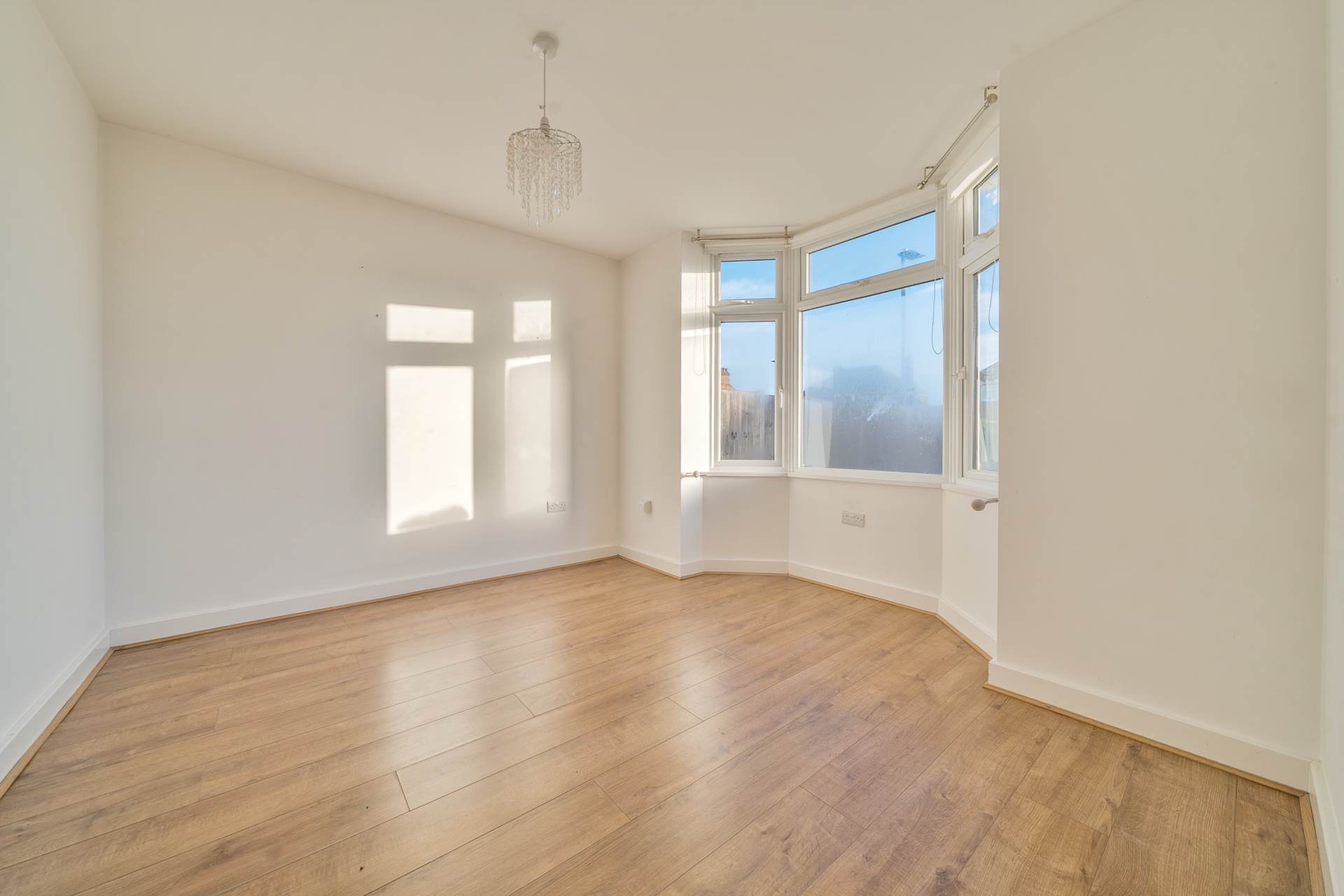 Barkers Lane, Bedford, Image 4