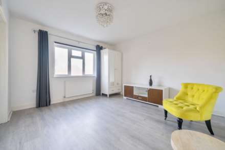 Barkers Lane, Bedford, Image 9