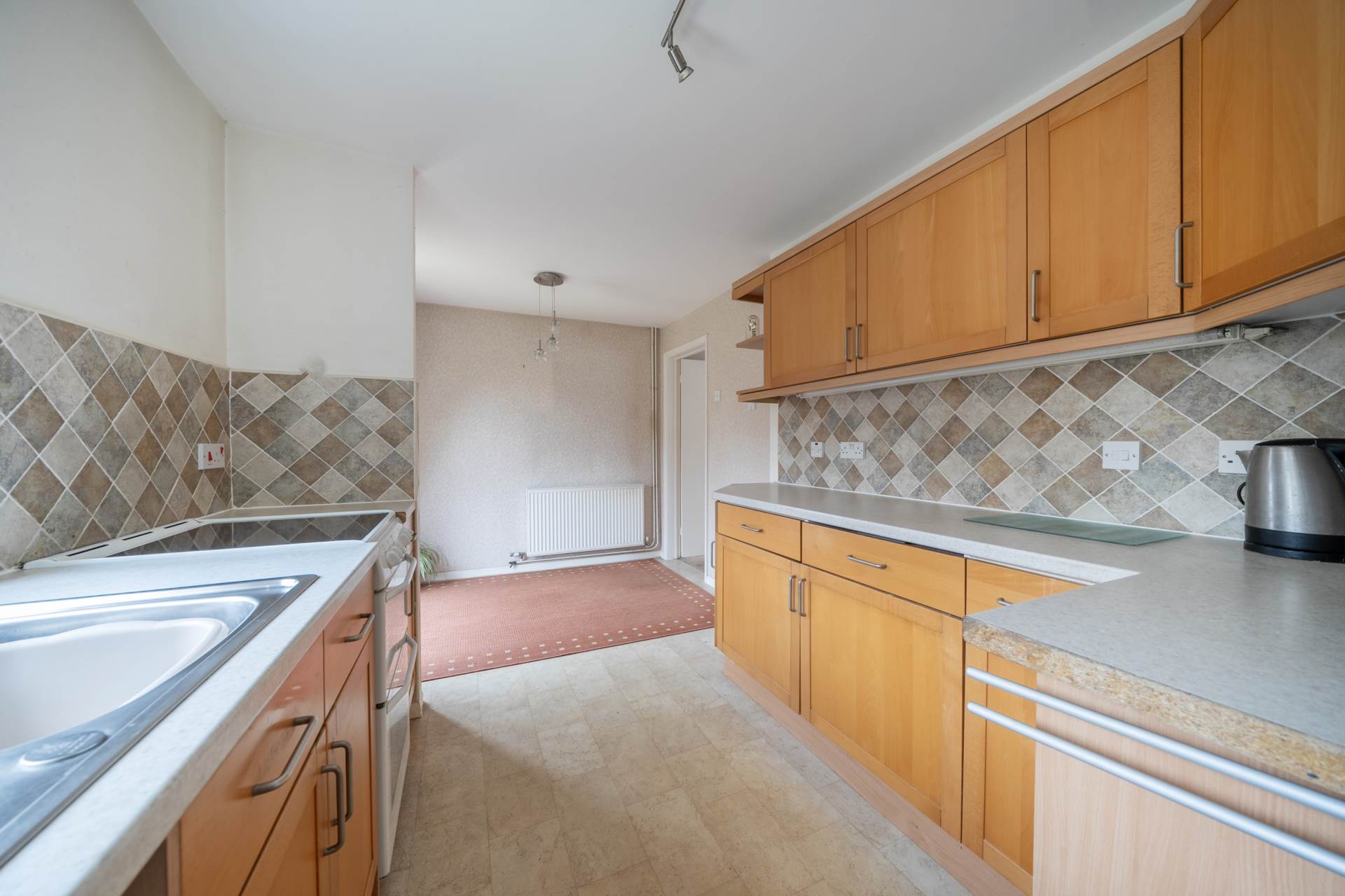 Queens Crescent, Clapham, Image 8