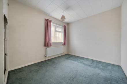 Queens Crescent, Clapham, Image 11