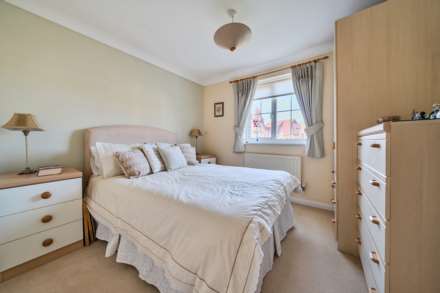 Carnoustie Drive, Great Denham, Image 11