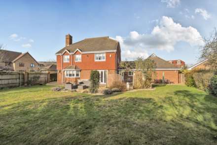 Carnoustie Drive, Great Denham, Image 18