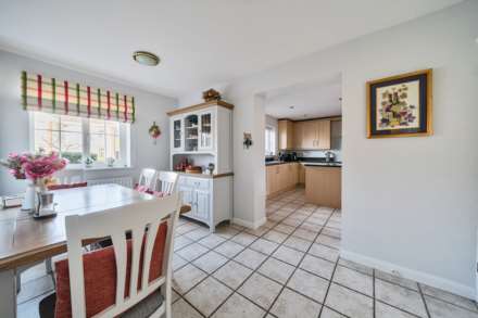 Carnoustie Drive, Great Denham, Image 8