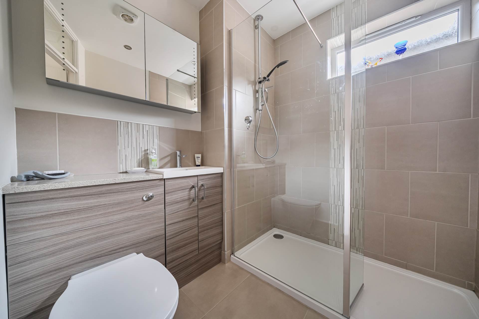 Vicarage Close, Ravensden, Image 9