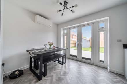 Mason Road, New Cardington, Image 6