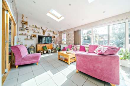 Church Road, Wootton, Image 5