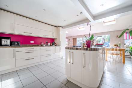 Church Road, Wootton, Image 6