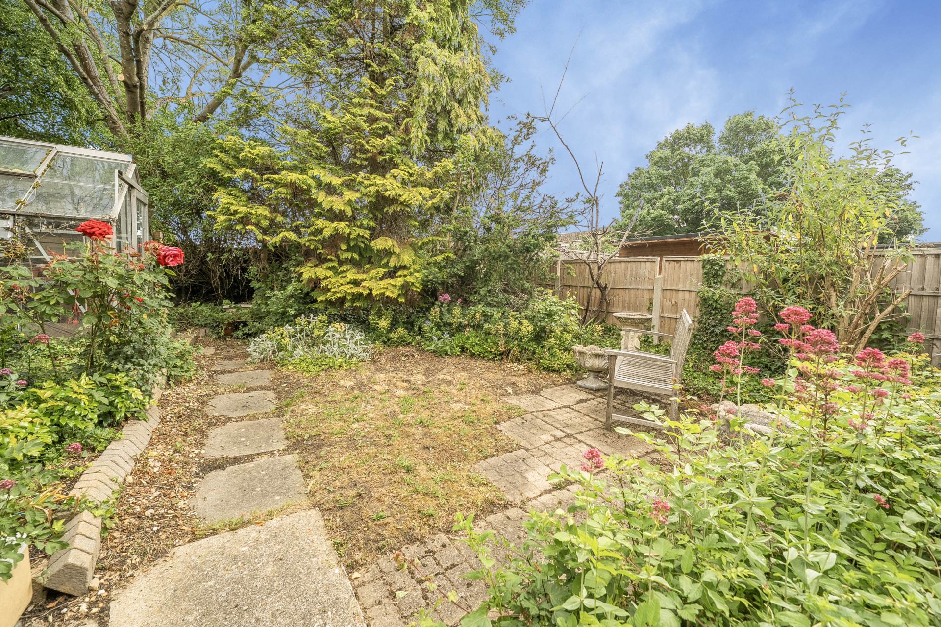 Charnwood Avenue, Bedford, Image 2
