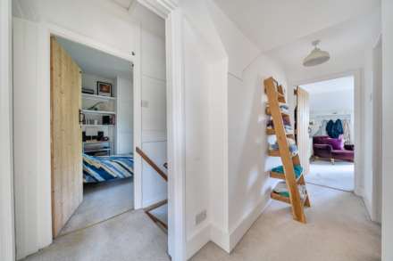 High Street, Sharnbrook, Image 14