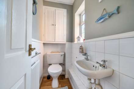 High Street, Sharnbrook, Image 15