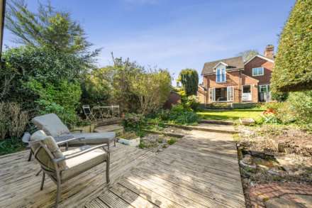 High Street, Sharnbrook, Image 18