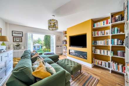 High Street, Sharnbrook, Image 2