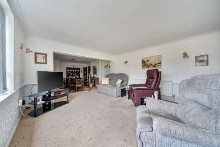 Coxs Close, Sharnbrook, Image 4