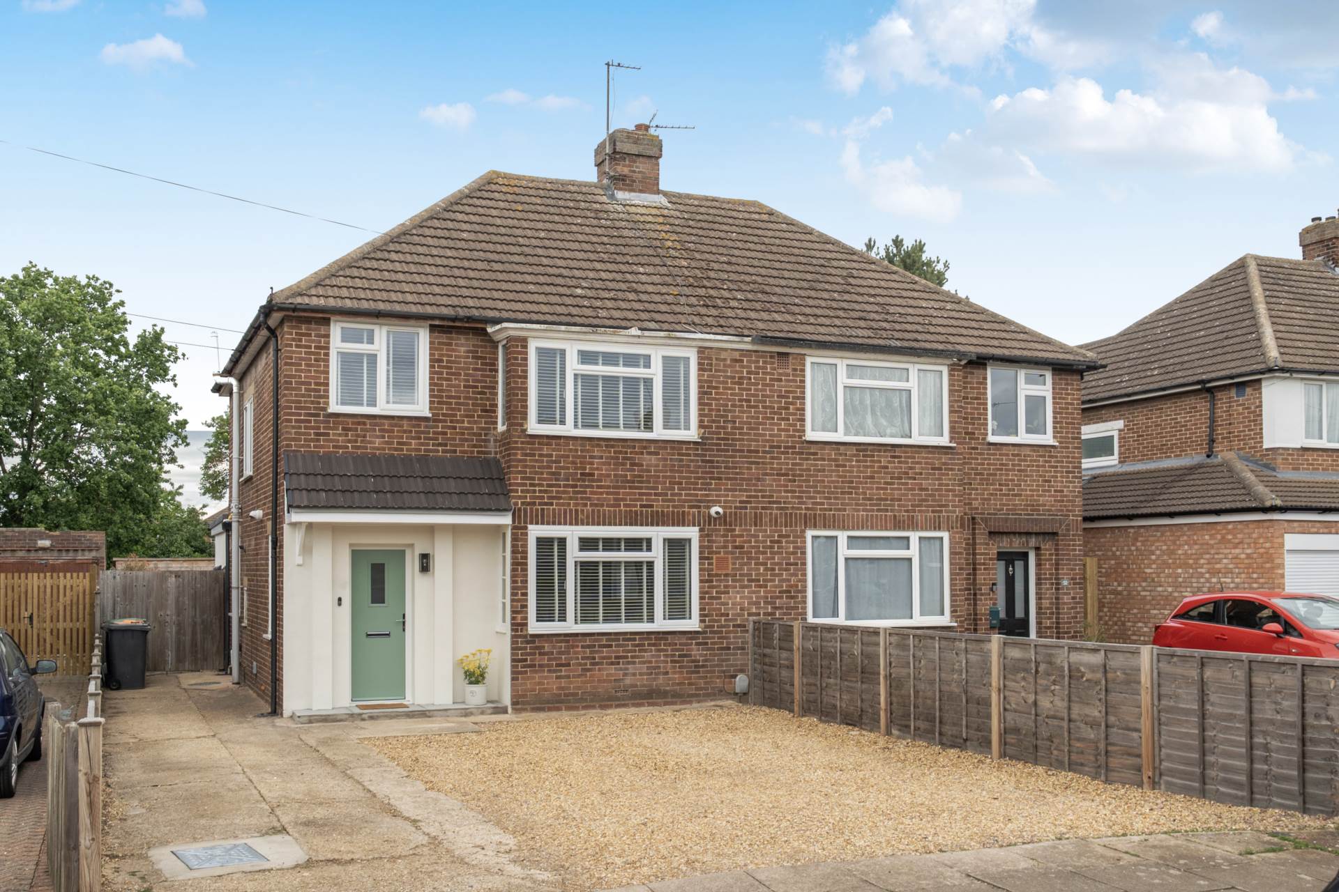 Aylesbury Road, Bedford, Image 1