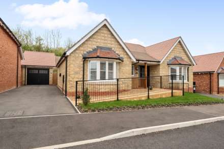 Rosehip Road, Bromham, Image 1