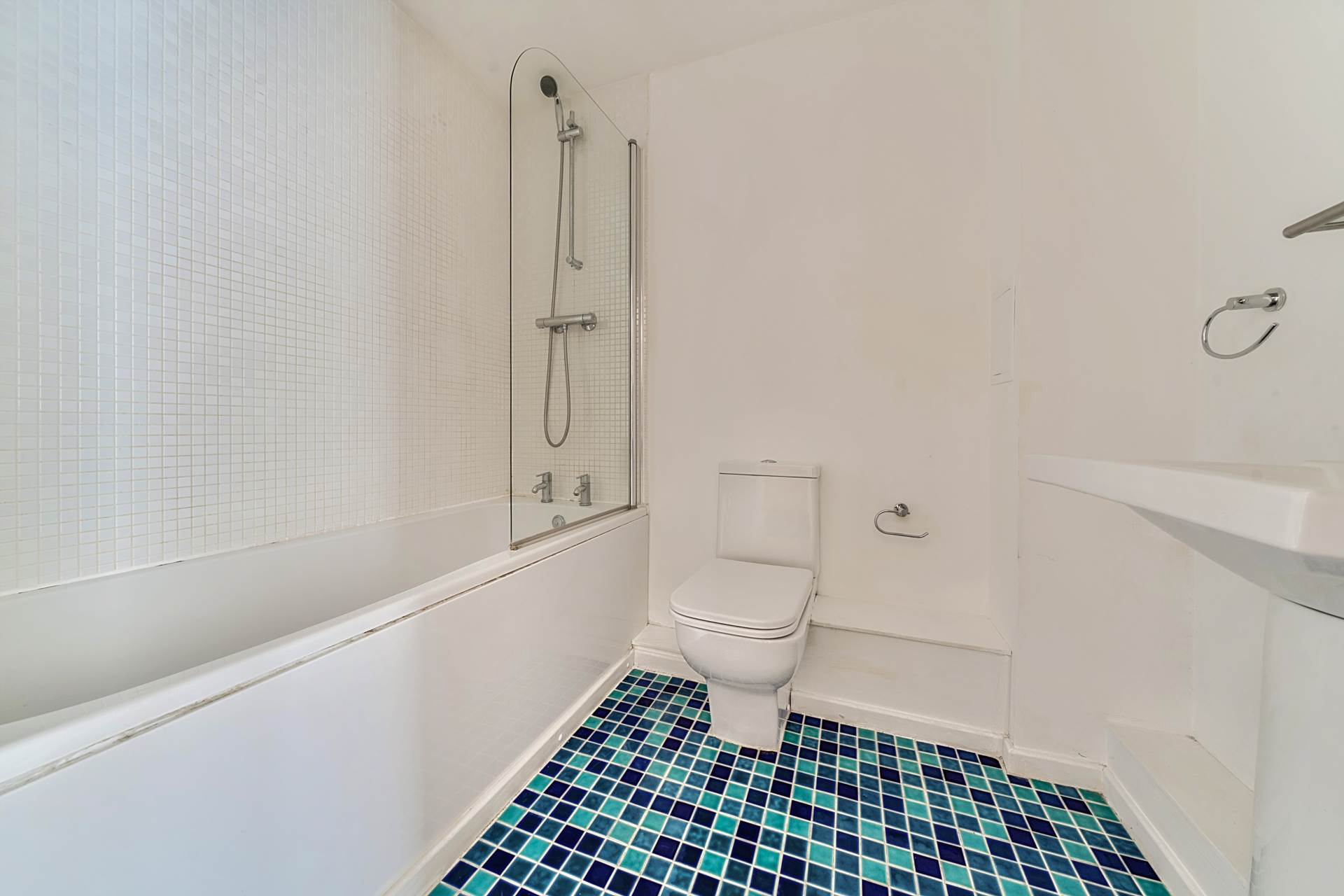 Britannia House, Palgrave Road, Image 9