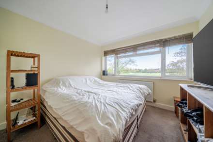 Slade Walk, Bedford, Image 11