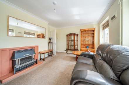 Slade Walk, Bedford, Image 2