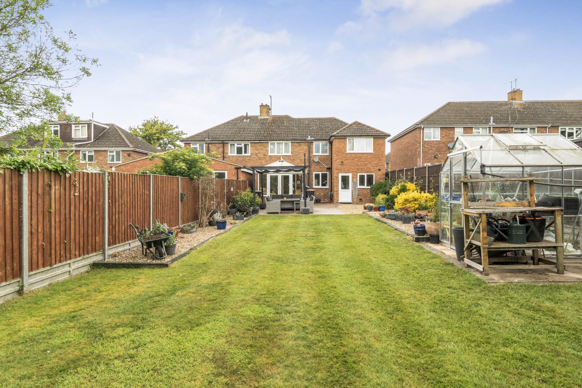 Larkway, Brickhill, Image 20