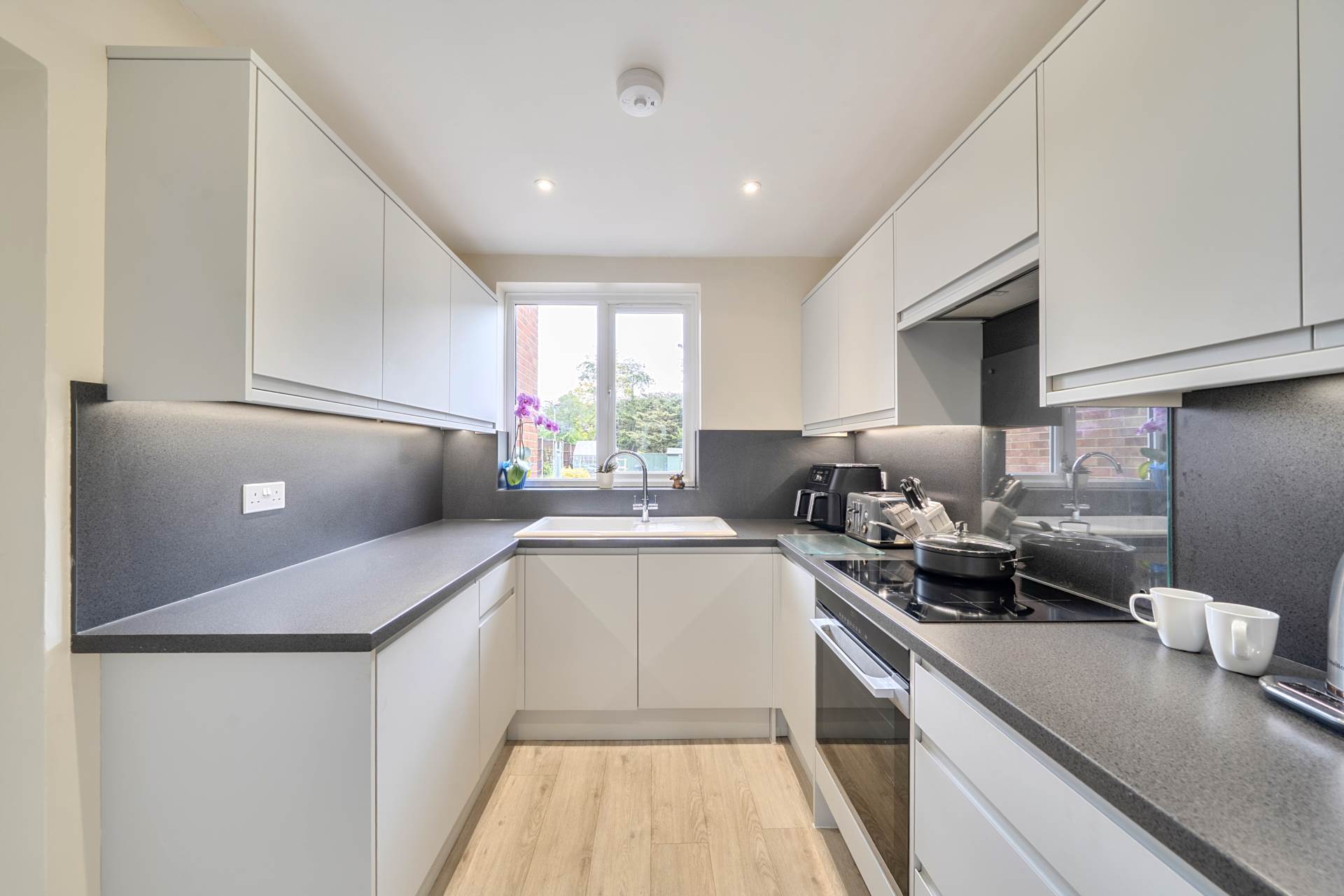 Larkway, Brickhill, Image 6