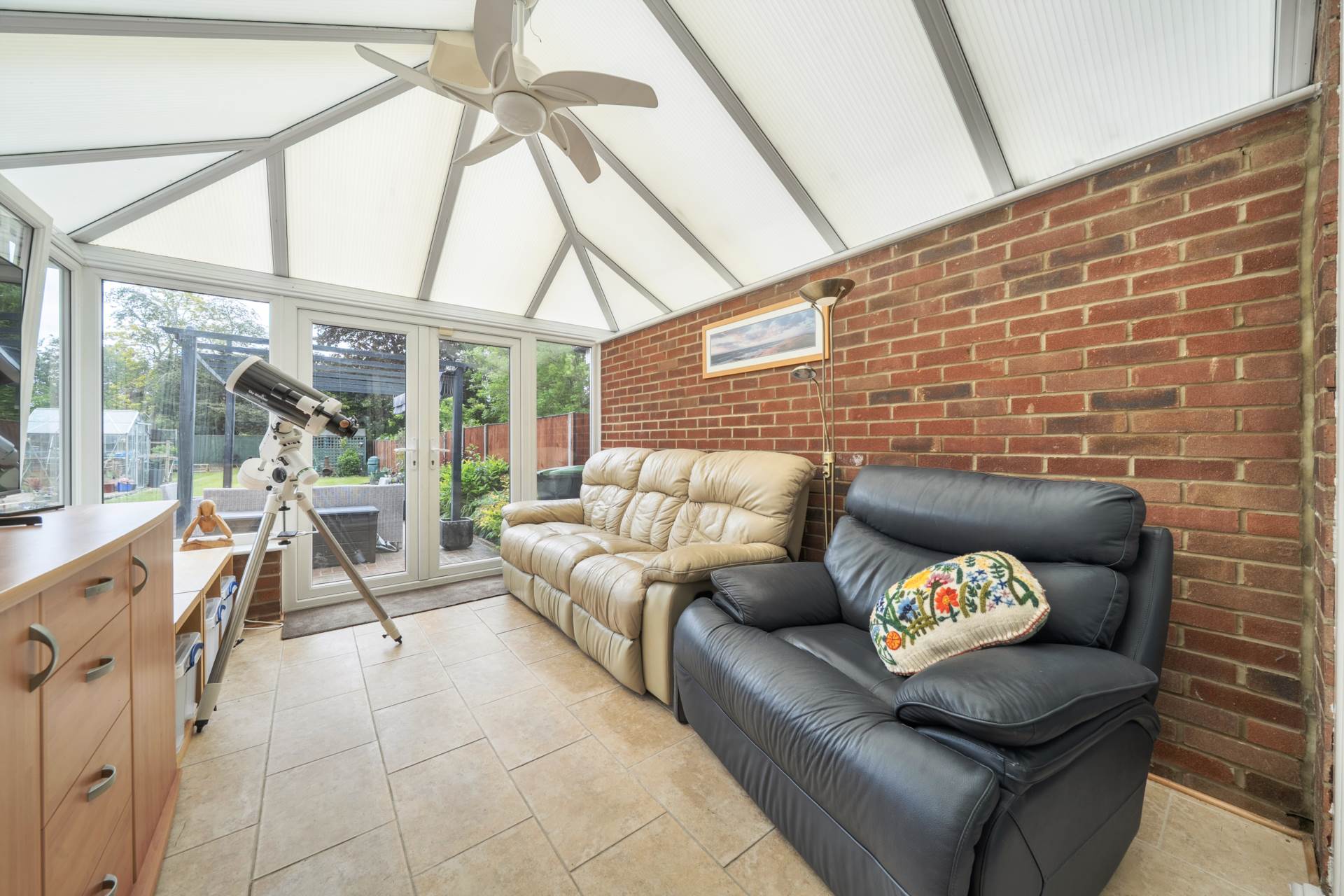 Larkway, Brickhill, Image 8