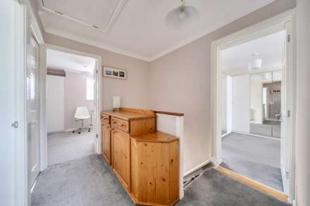 Larkway, Brickhill, Image 18