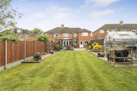 Larkway, Brickhill, Image 20